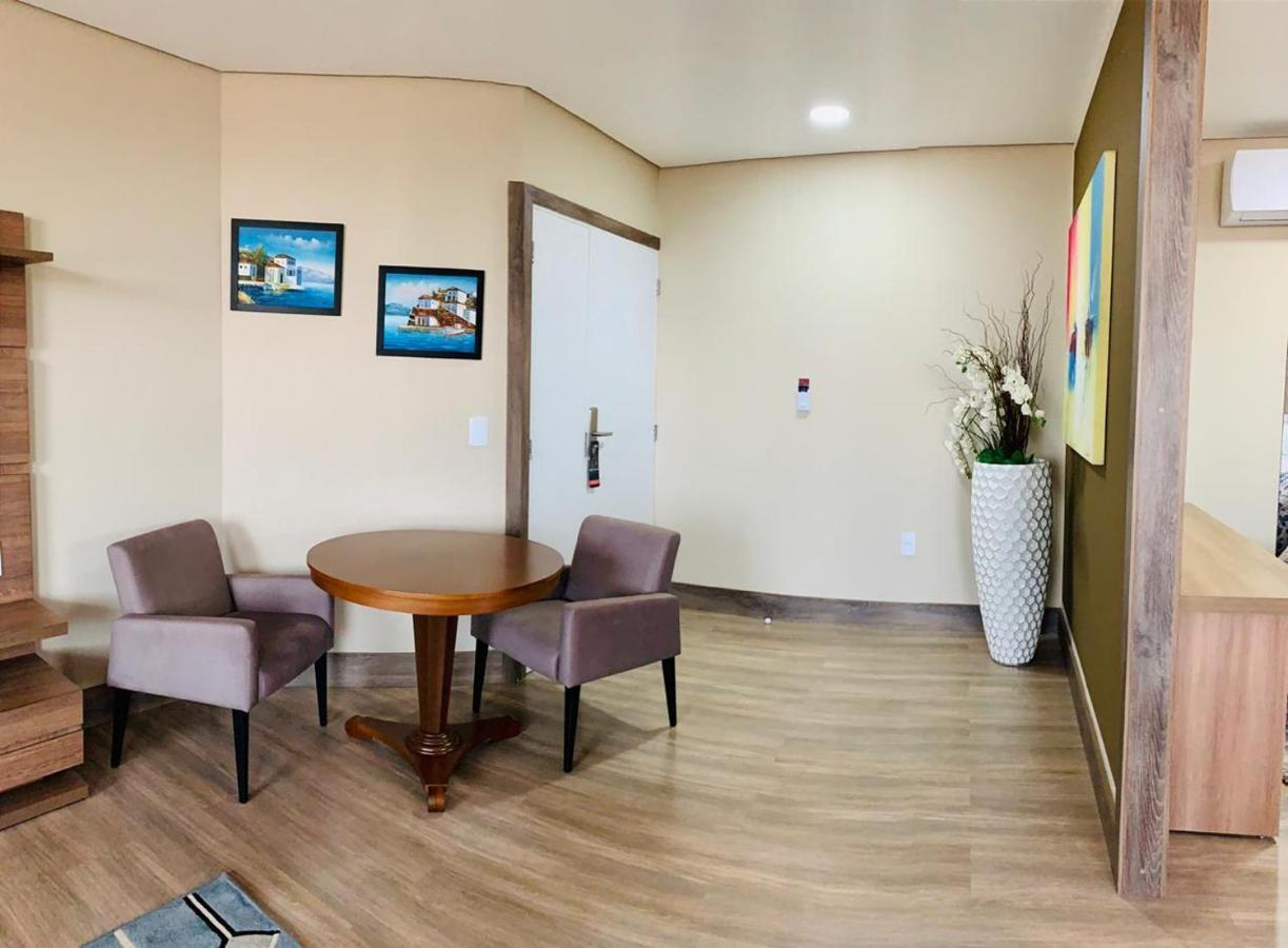 Riellis Center Hotel 博图卡图 外观 照片