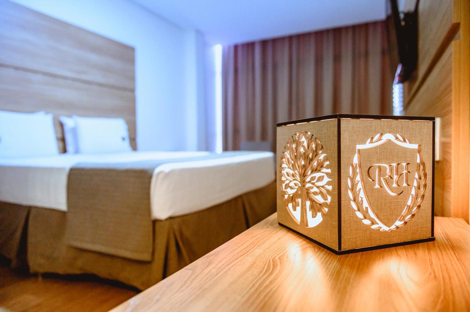 Riellis Center Hotel 博图卡图 外观 照片