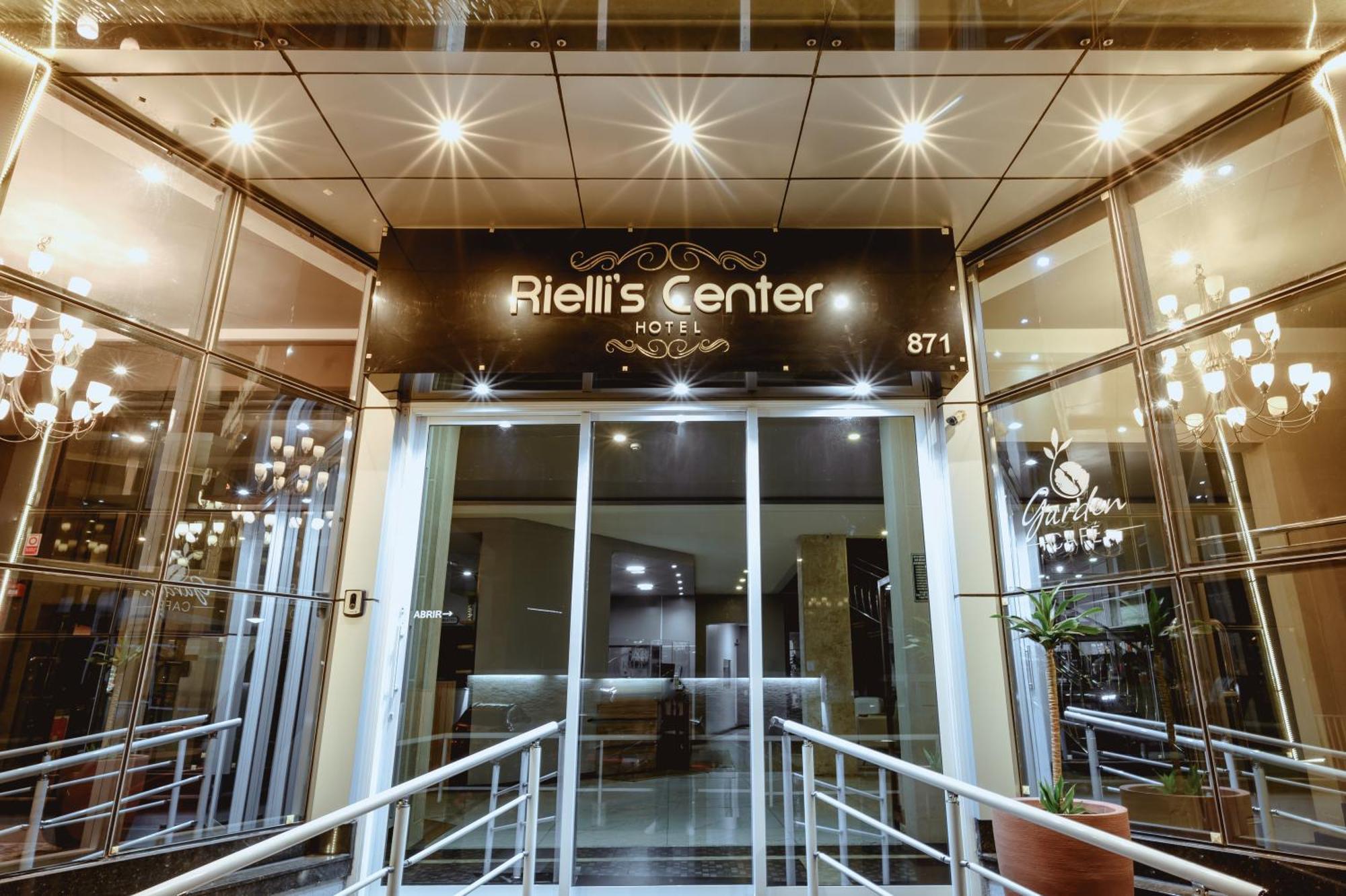 Riellis Center Hotel 博图卡图 外观 照片